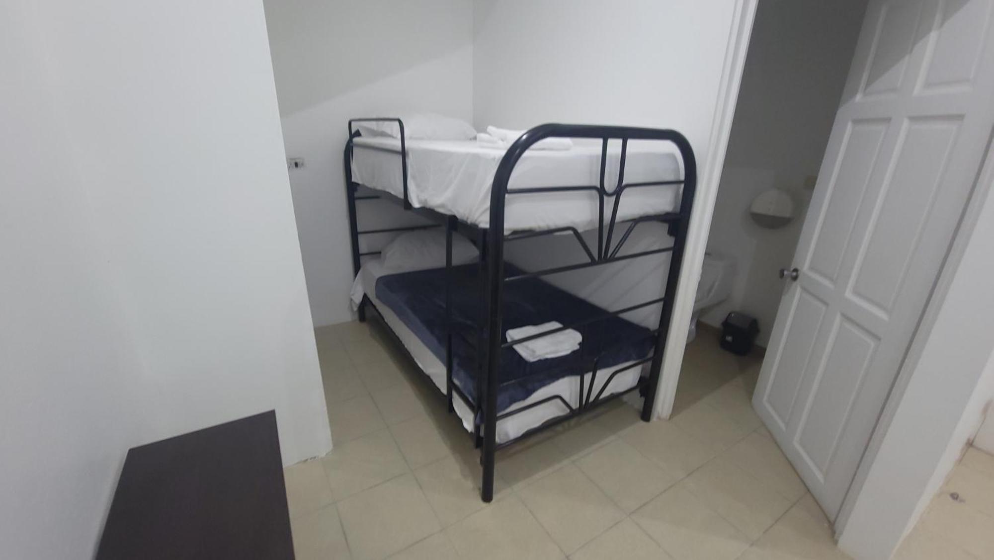 Surfo House Hotel & Hostel Tamarindo Extérieur photo