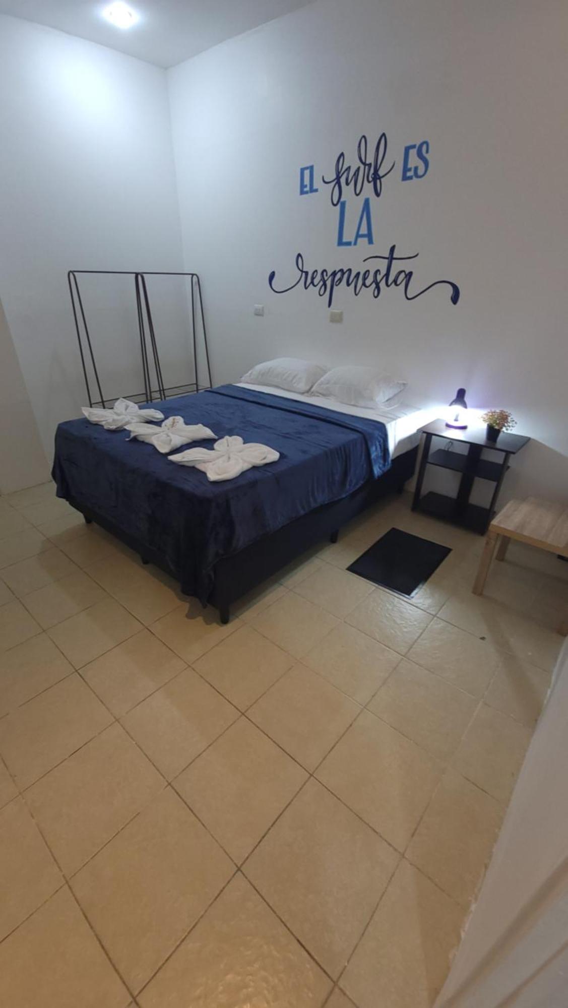 Surfo House Hotel & Hostel Tamarindo Extérieur photo