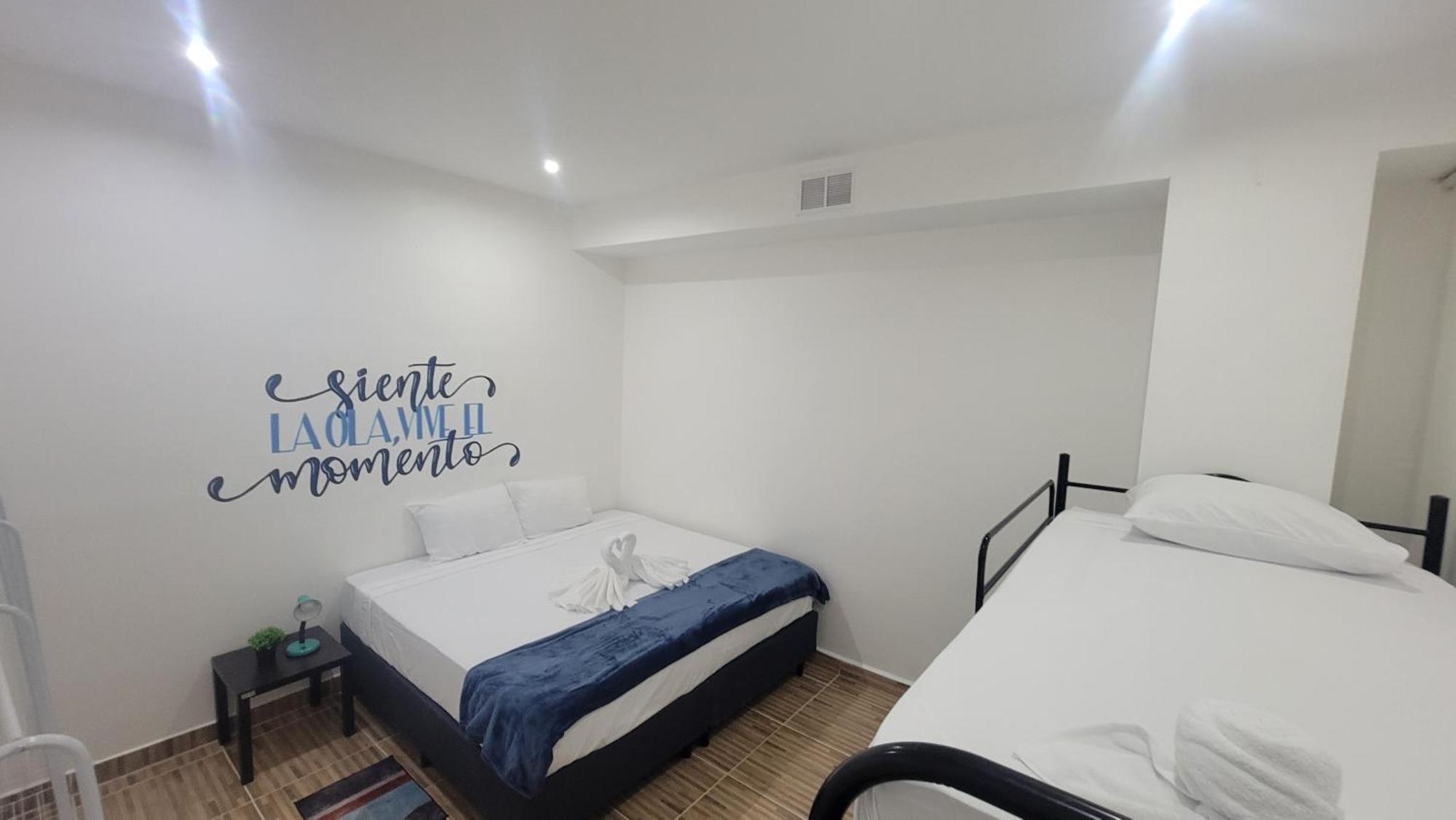 Surfo House Hotel & Hostel Tamarindo Extérieur photo